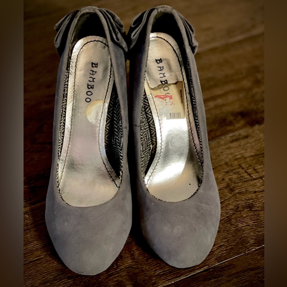 Bamboo gray size 7 wedge heel.